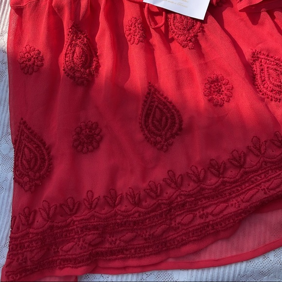 Red chikankari short gown - Picture 6 of 10